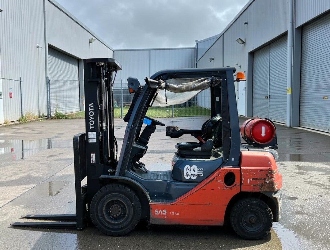 2019 TOYOTA 02-8FGF25 FORKLIFT
