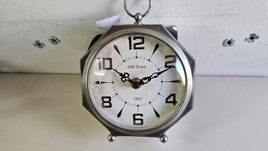 20 PC OLD TIME CLOCK