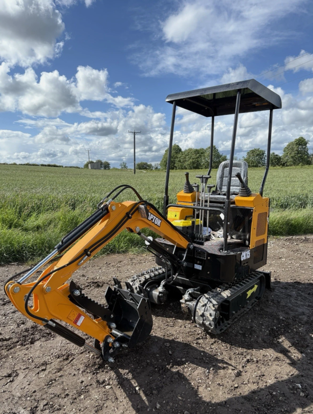 2026 UNUSED 1.5 TON CAPTOK MINI DIGGER SERVO CONTROLS