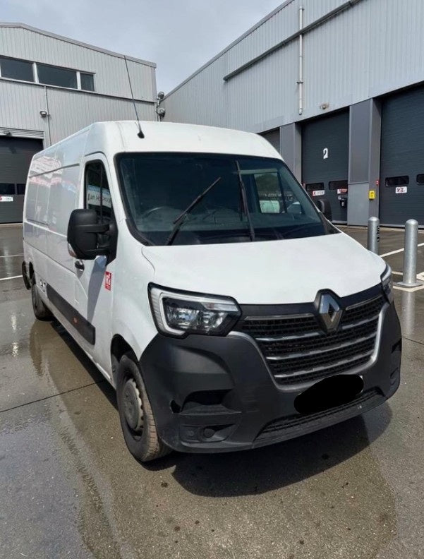 **(ONLY 108K MILEAGE)** 2022 RENAULT TRUCKS MASTER 35 LWB APPROX L4H2 2299CC DIESEL MANUAL