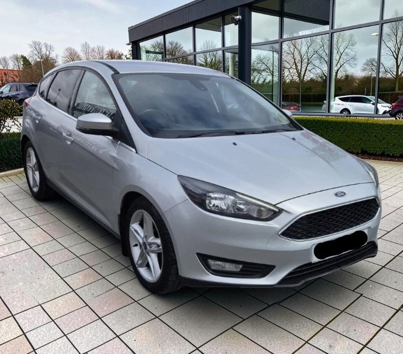 **(ONLY 75K MILEAGE)** 2015 FORD FOCUS ZETEC TDCI 1.5 DIESEL MANUAL HATCHBACK