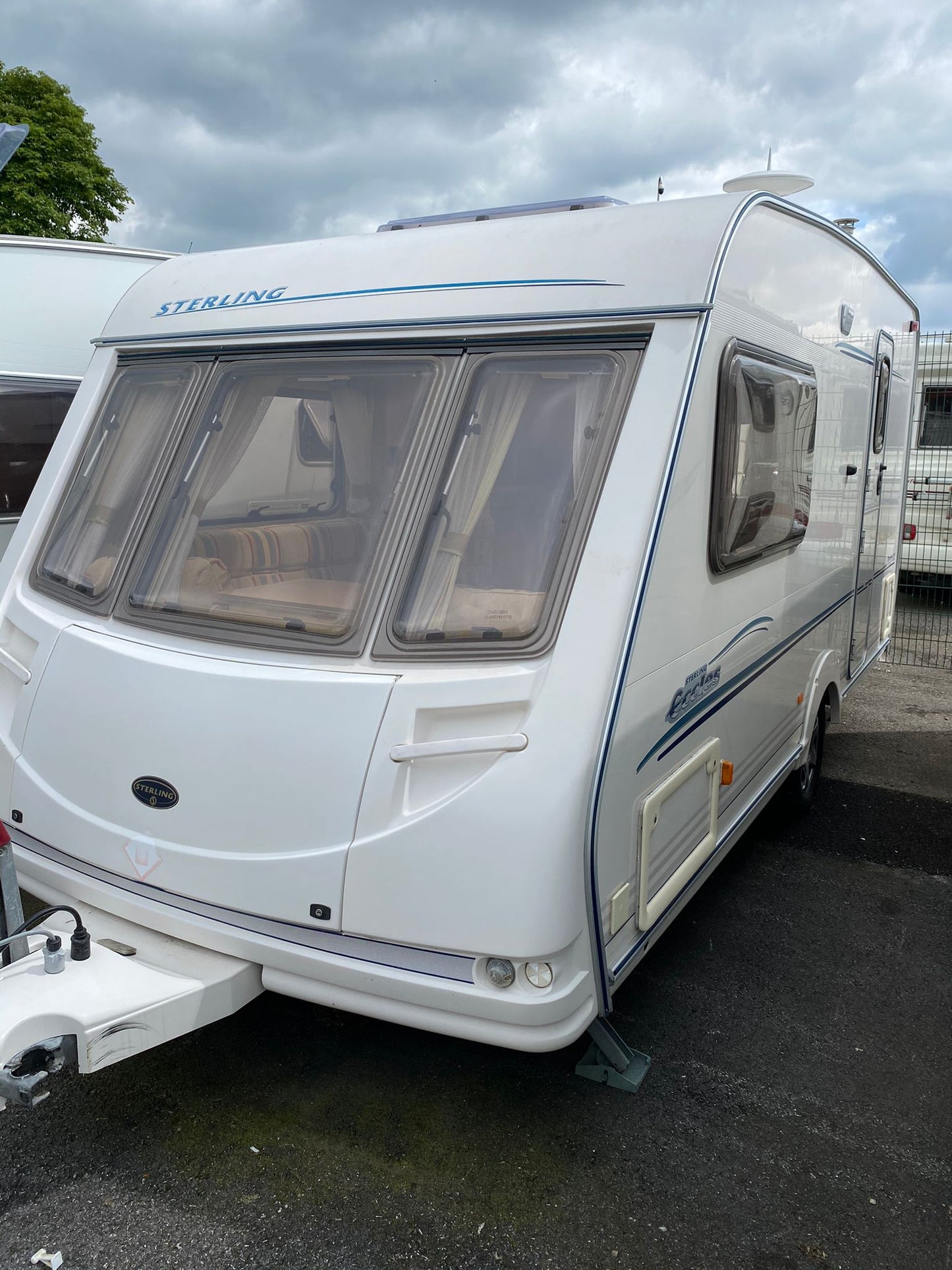 Bid on STERLING ECCLES TOPAZ 2 BERTH CARAVAN 2003 WITH REMOTE MOVER- Buy &amp; Sell on Auction with EAMA Group