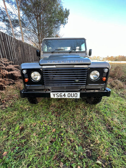 Bid on SINGLE-OWNER GEM: LAND ROVER 2.2 TDCI, FULL SERVICE HISTORY, 132K MILES- Buy &amp; Sell on Auction with EAMA Group