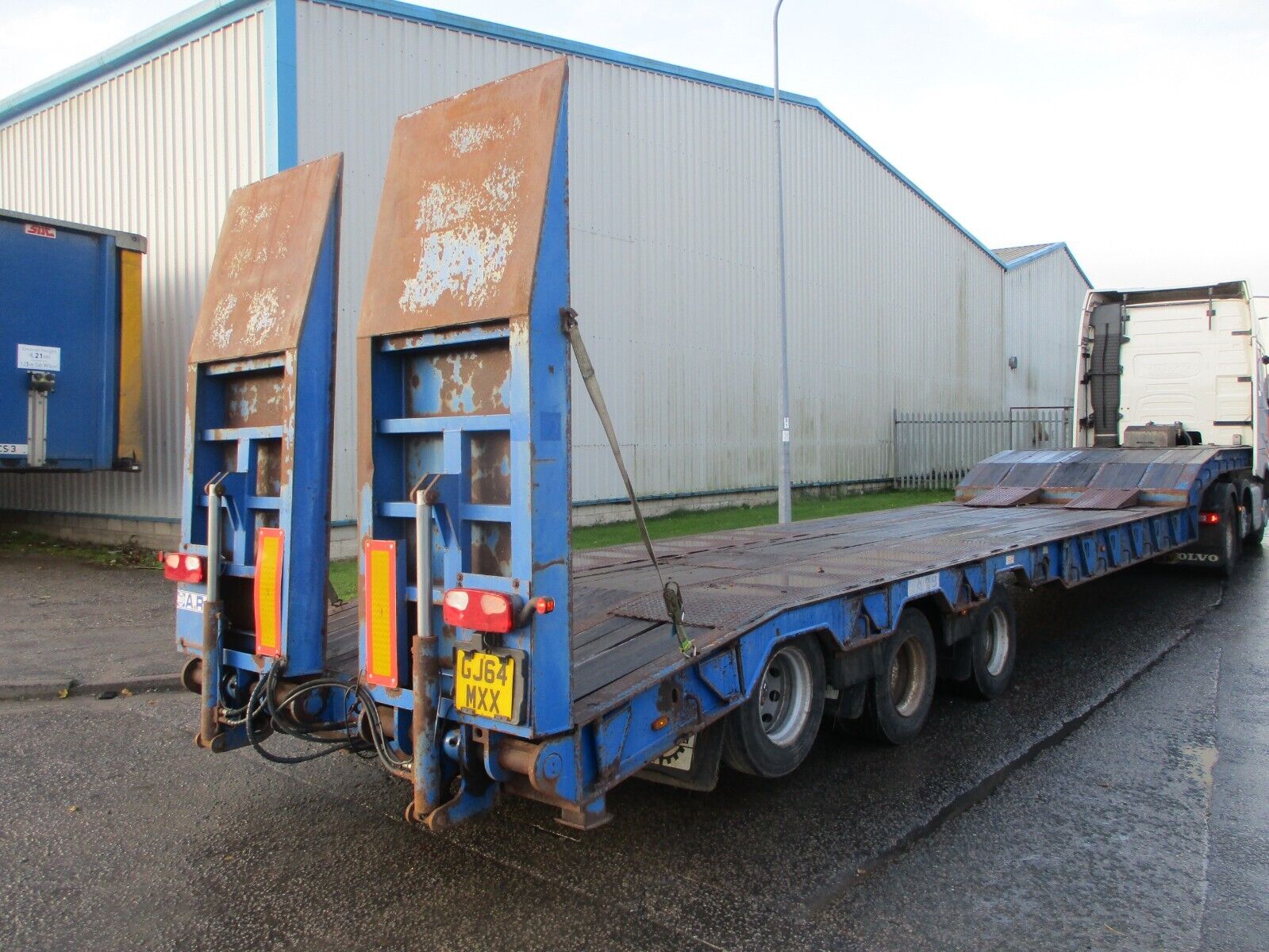 Bid on 2007 ARB LOW LOADER TRAILER- Buy &amp; Sell on Auction with EAMA Group