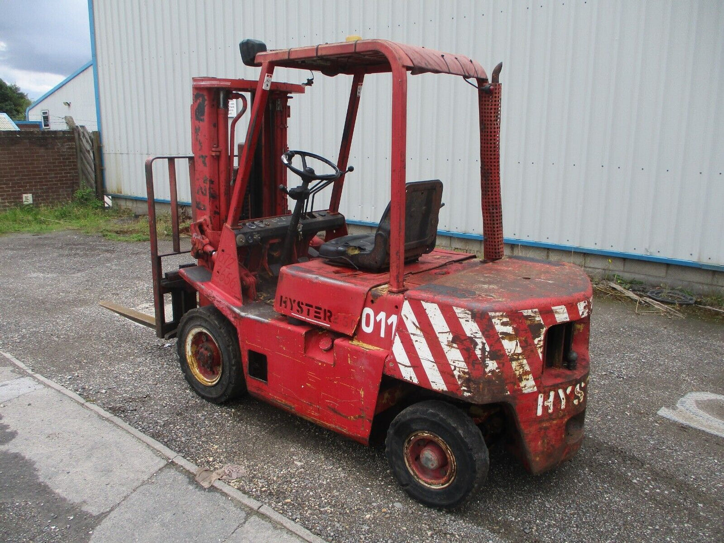 Bid on HYSTER 2.5 TON DIESEL FORKLIFT: CONTAINER SPEC EXCELLENCE- Buy &amp; Sell on Auction with EAMA Group
