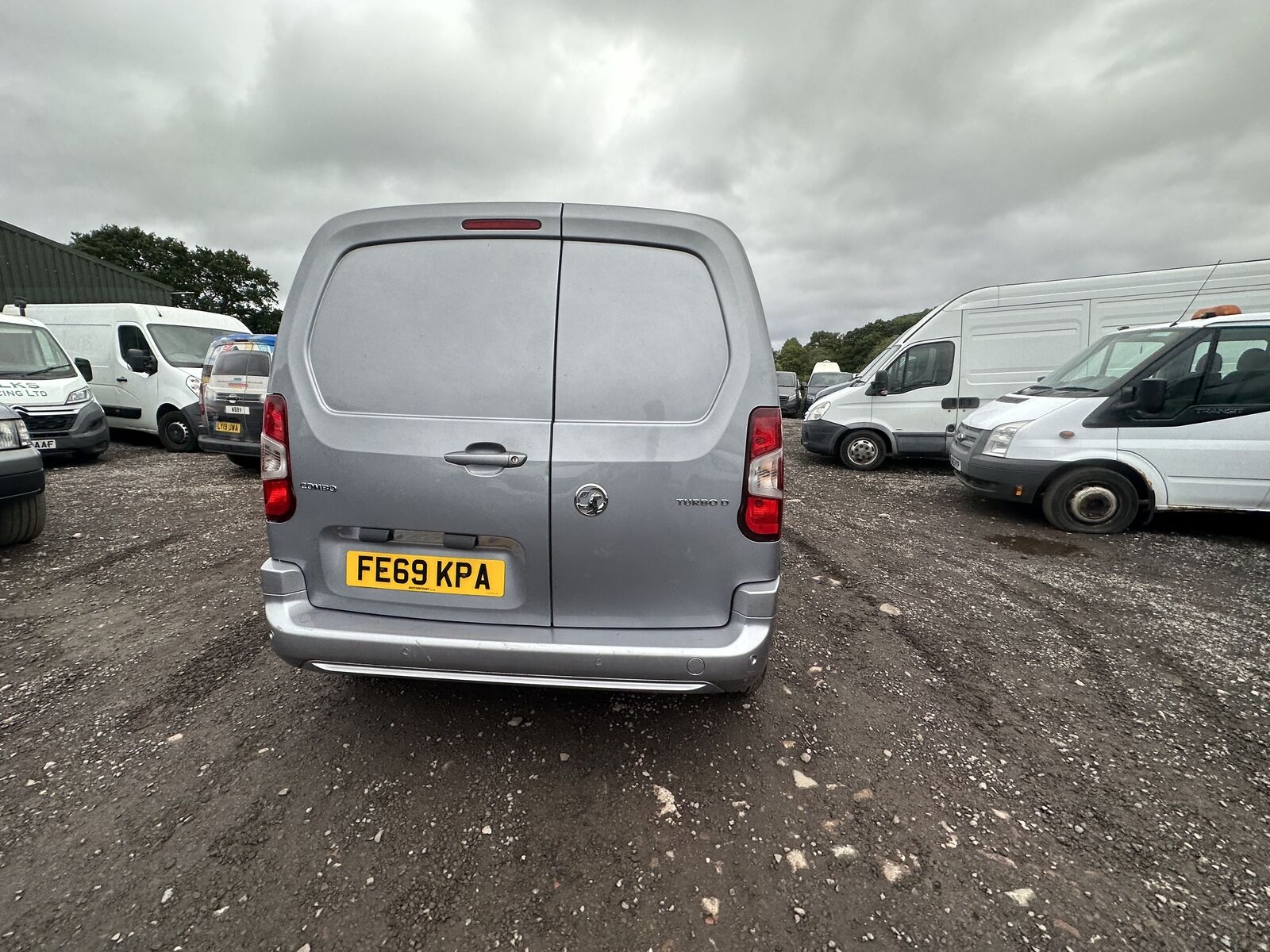 Bid on ONLY 54K MILES: 69 PLATE VAUXHALL COMBO SAGA (NO VAT ON HAMMER)- Buy &amp; Sell on Auction with EAMA Group