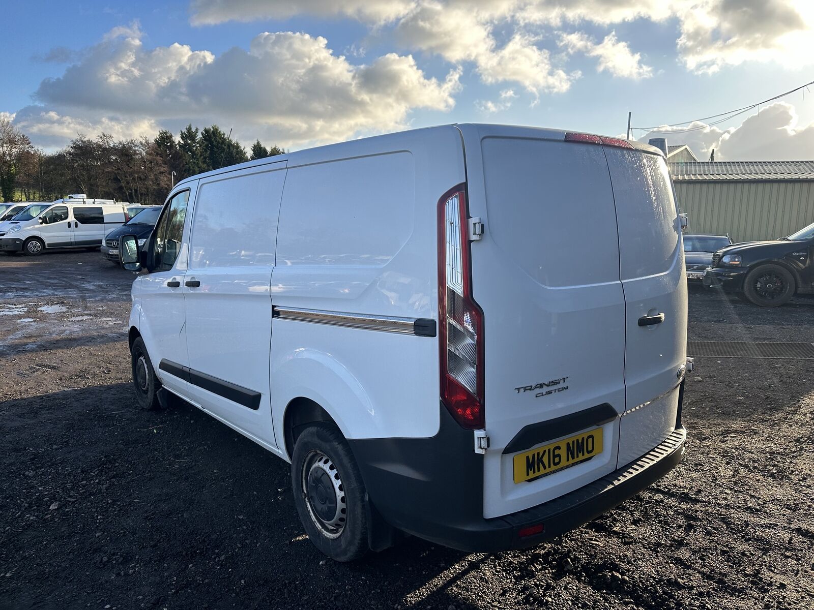 Bid on **(ONLY 92K MILEAGE)** 2016 FORD TRANSIT CUSTOM - MOT MARCH 2024 - NO VAT ON HAMMER- Buy &amp; Sell on Auction with EAMA Group