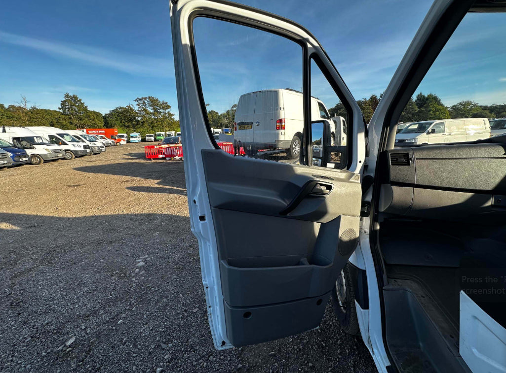 Bid on 64 PLATE MERCEDES-BENZ SPRINTER LWB WORK VAN WITH HPI CLEAR MOT MAY 2024 **(NO VAT ON HAMMER)**- Buy &amp; Sell on Auction with EAMA Group