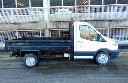 Bid on TRANSIT TIPPER 2015: FLASHING BEACON, ELECTRIC WINDOWS- Buy &amp; Sell on Auction with EAMA Group