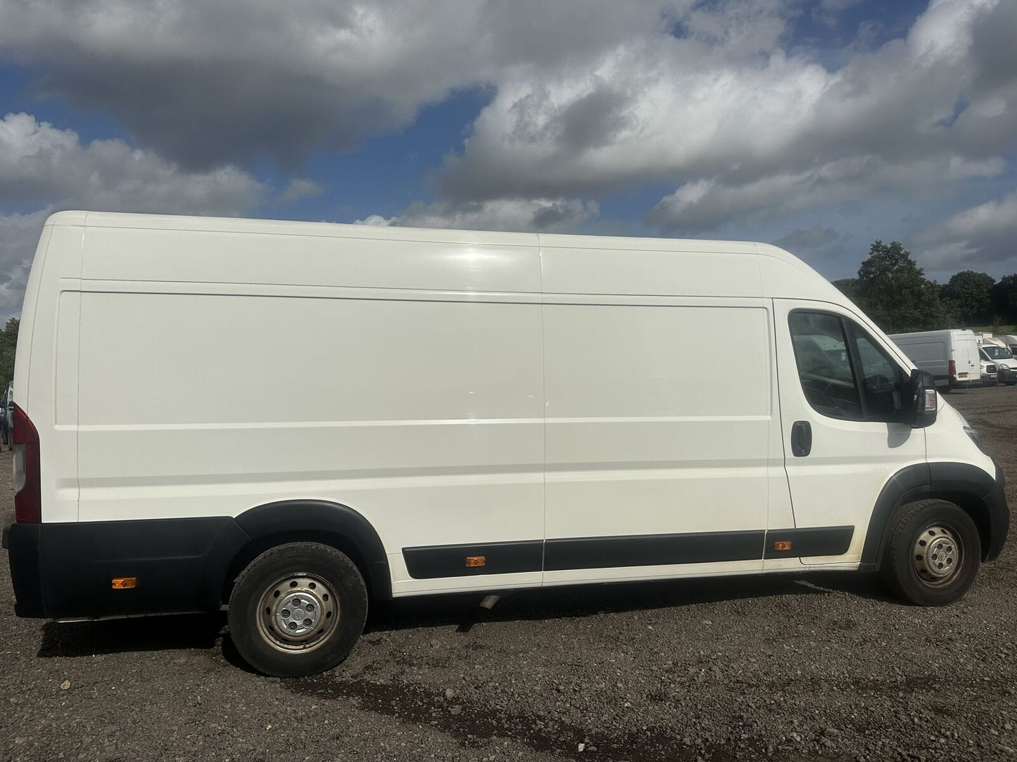 Bid on 2019 CITROEN RELAY 140PS CAMPER: WELL-MAINTAINED WORKHORSE- Buy &amp; Sell on Auction with EAMA Group