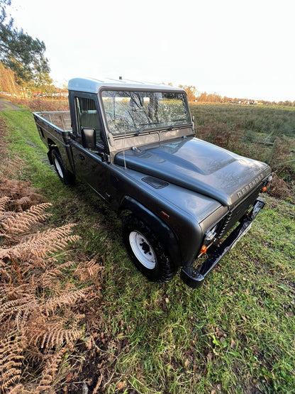Bid on SINGLE-OWNER GEM: LAND ROVER 2.2 TDCI, FULL SERVICE HISTORY, 132K MILES- Buy &amp; Sell on Auction with EAMA Group