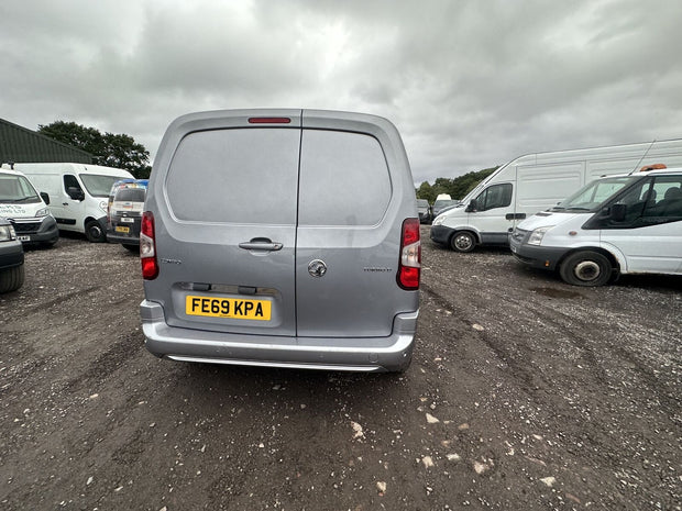 ONLY 55K MILES - PERFORMANCE POTENTIAL: 69 PLATE VAUXHALL COMBO DIESEL