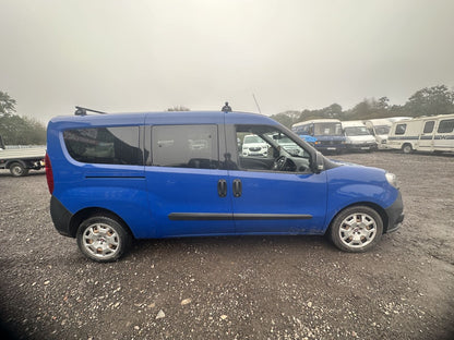 Bid on (ONLY 90K MILEAGE) 2015 FIAT DOBLO COMBO MAXI COMBI: WORKHORSE - MOT JAN 2024 - NO VAT ON HAMMER- Buy &amp; Sell on Auction with EAMA Group