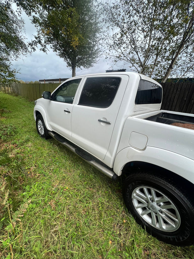**ONLY 58K MILES ** 2012 TOYOTA HILUX 3.0 AUTOMATIC