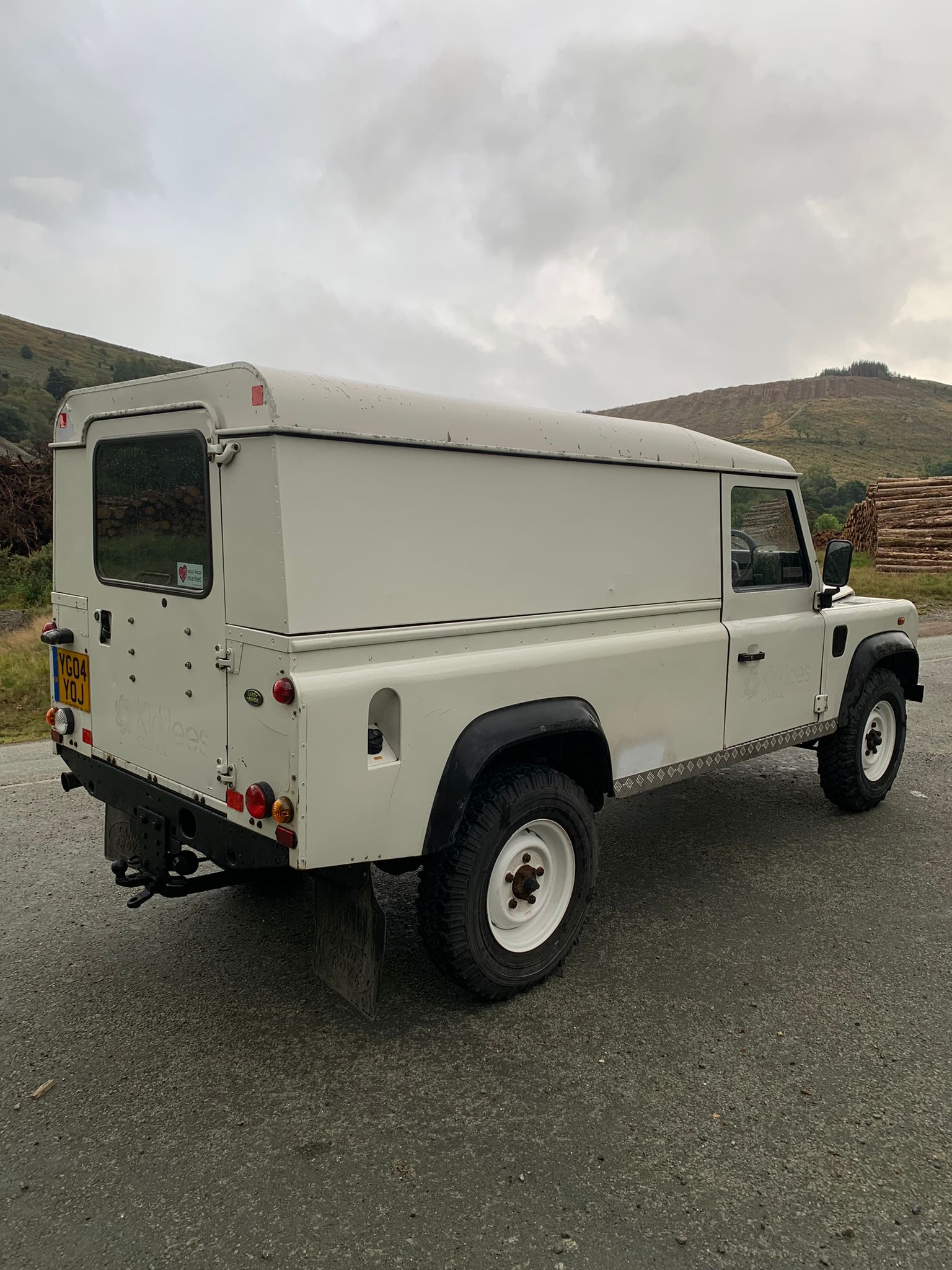 Bid on LAND ROVER 110 HARDTOP VAN TD5 4WD UTILITY TRUCK- Buy &amp; Sell on Auction with EAMA Group