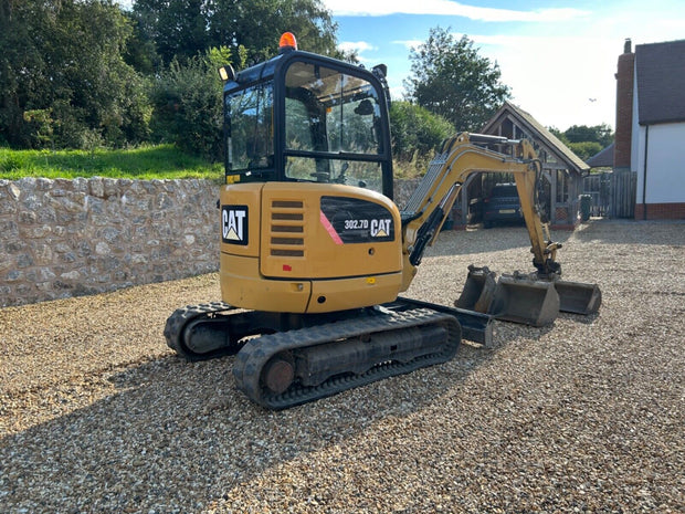 DEPENDABLE WORKHORSE: CAT 302.7 3-TON DIGGER FOR SALE