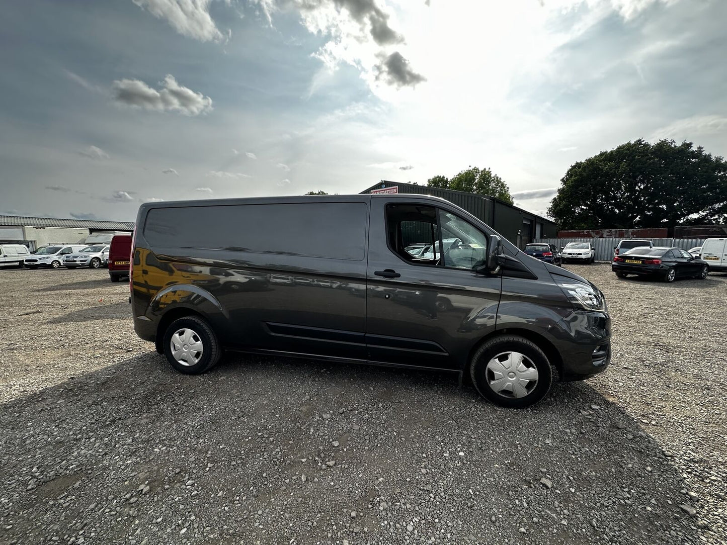 Bid on **(ONLY 39K MILEAGE)** BUDGET-FRIENDLY FORD TRANSIT - IDEAL FOR BUSINESS USE- Buy &amp; Sell on Auction with EAMA Group