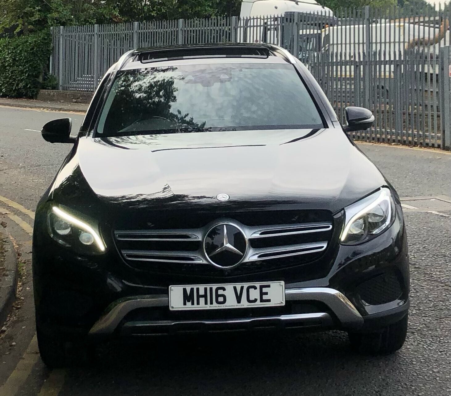 Bid on 2 KEYS ** 2016 MERCEDES-BENZ GLC250D 4 MATIC AMG LINE PREMIUM AUTO ULEZ EURO 6- Buy &amp; Sell on Auction with EAMA Group