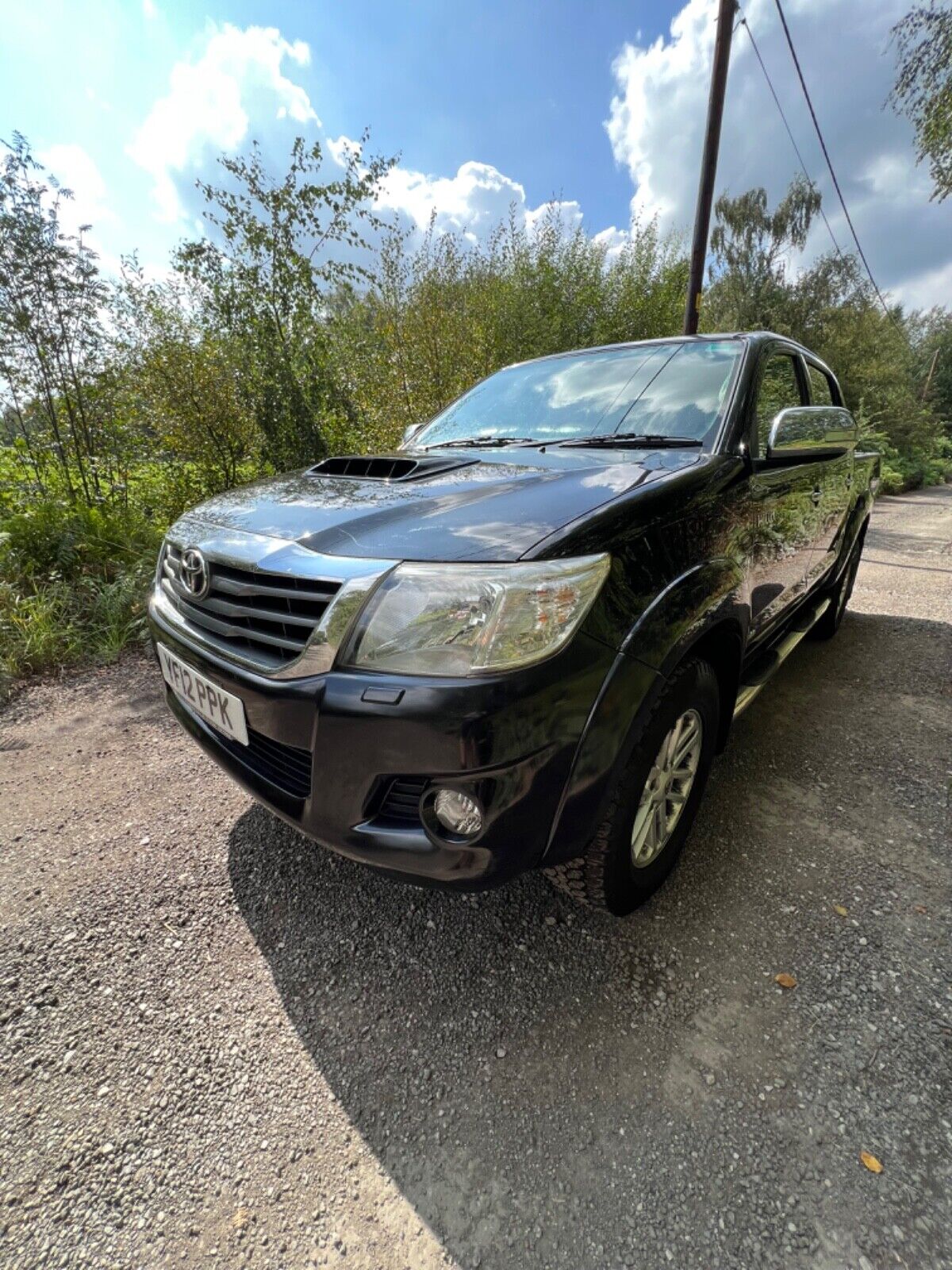 Bid on TOYOTA HILUX 2X4 4X4 + DIFF LOCK 12 MONTHS MOT (2 KEYS)- Buy &amp; Sell on Auction with EAMA Group