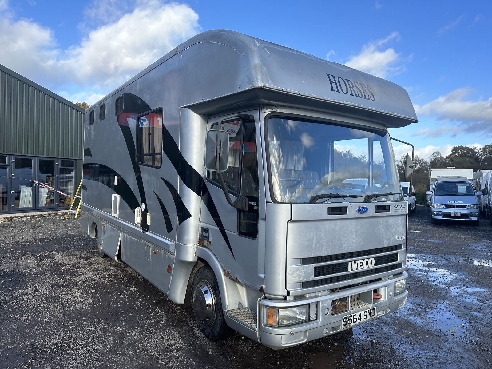 Bid on EQUESTRIAN HAVEN: 1998 IVECO-FORD 75E15 HORSEBOX CAMPER - NO VAT ON HAMMER- Buy &amp; Sell on Auction with EAMA Group