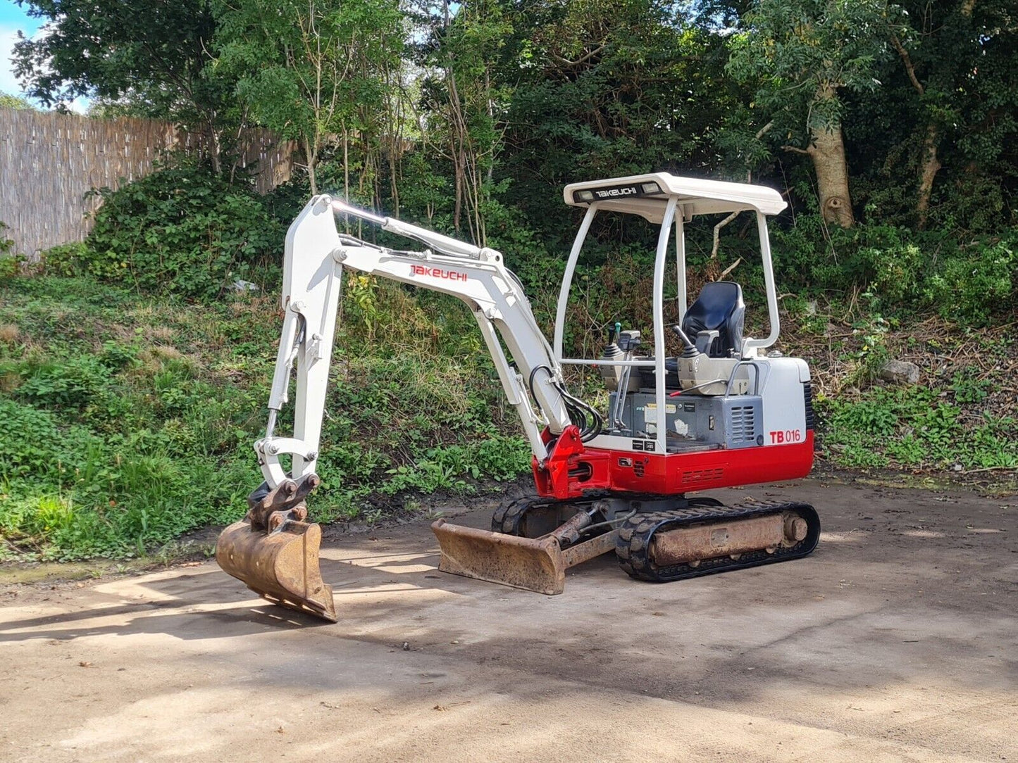 Bid on 2012 TAKEUCHI TB016 MINI DIGGER 1.6 TON- Buy &amp; Sell on Auction with EAMA Group