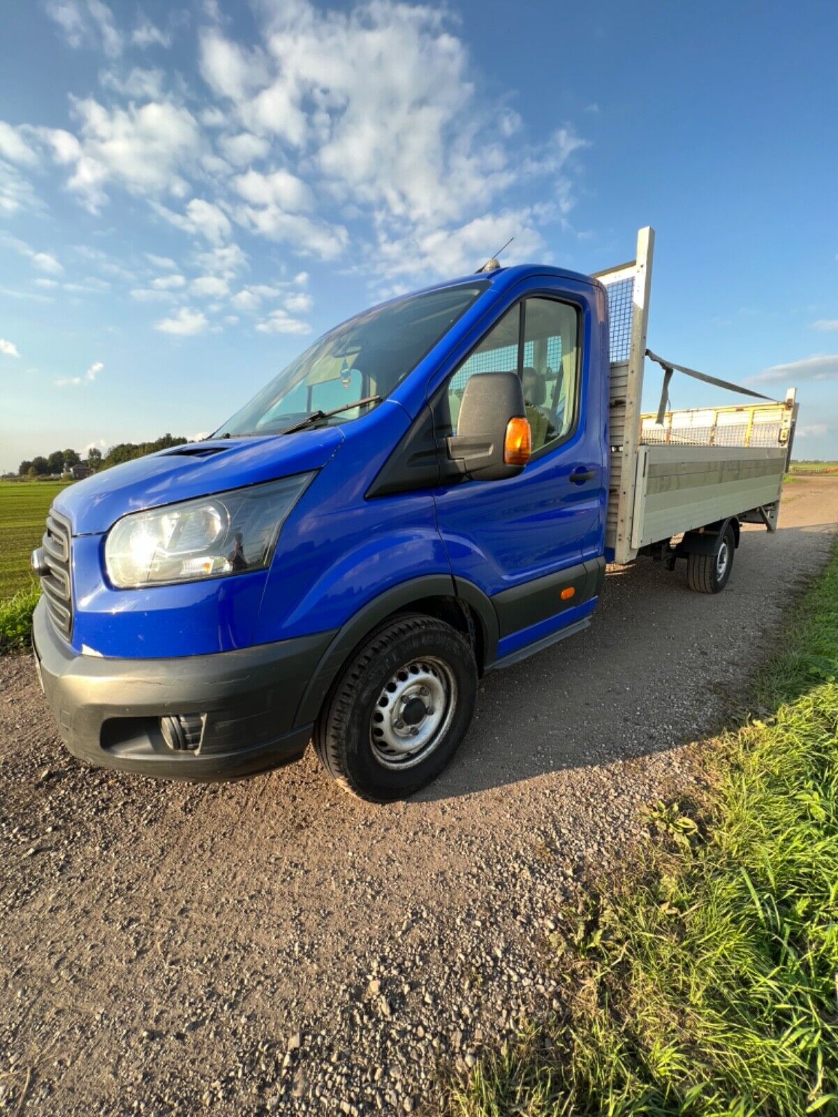 Bid on 2017 FORD TRANCIT FLAT BED EURO6 1 ONWER- Buy &amp; Sell on Auction with EAMA Group