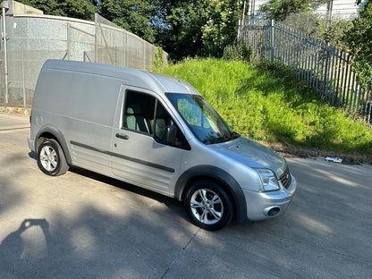 Bid on FORD TRANSIT CONNECT - 13 PLATE WITH ONLY 141K MILES - MOT JAN 2024 - (NO VAT ON HAMMER)- Buy &amp; Sell on Auction with EAMA Group