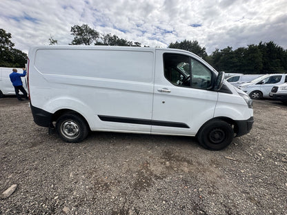 Bid on CARGO CARRIER: 2014 FORD TRANSIT CUSTOM - CLEAN INTERIOR - MOT FEB 2024- Buy &amp; Sell on Auction with EAMA Group