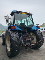 FORD 7840 TRACTOR WITH POWER LOADER 2860 HOURS