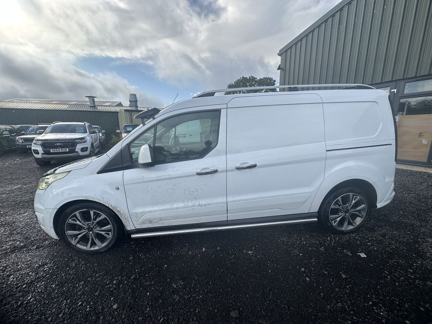 Bid on FULL SERVICE HISTORY: 2018 FORD TRANSIT CONNECT VAN - MOT AUG 2024 - NO VAT ON THE HAMMER- Buy &amp; Sell on Auction with EAMA Group