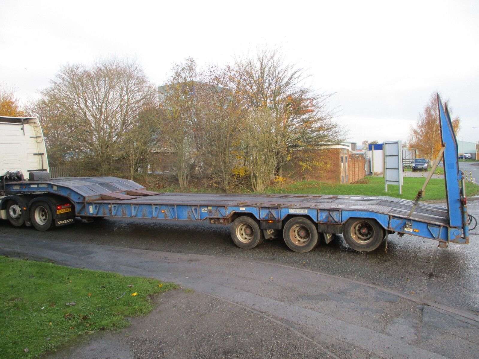 Bid on 2007 ARB LOW LOADER TRAILER- Buy &amp; Sell on Auction with EAMA Group